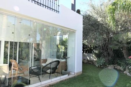 5 bedroom luxury Villa for rent in The Golden Mile, Marbella, Andalusia - Foto 2