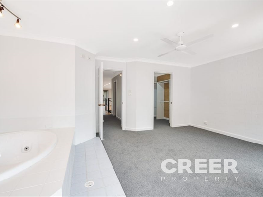18b Boatmans Row, Eleebana - Photo 1