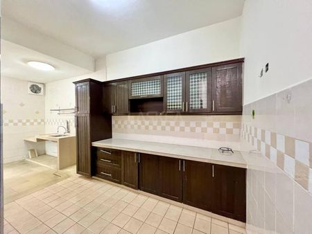 FOR RENT STRATEGIC AREA Double Storey Terrace House Taman Bukit Subang Shah Alam Selangor - Foto 4