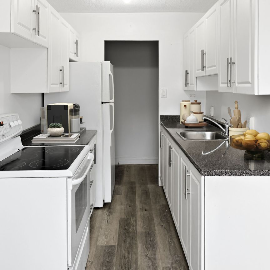 For Lease - 200 Park Road Unit# 101, Oshawa, Ontario - Photo 1