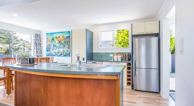 252 Major Drive, Kelson - Photo 1