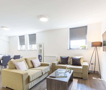 Room in a Shared House, Cavendish Street, LS3 - Photo 1