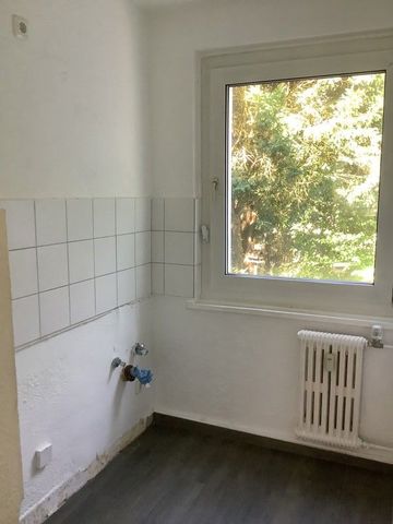 Freunde des Südens aufgepasst!!! 2 geräumige Zimmer in ruhiger , grüner Wohnlage - Photo 5