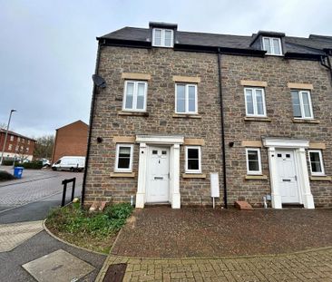 3 bedroom terraced house to rent - Photo 1