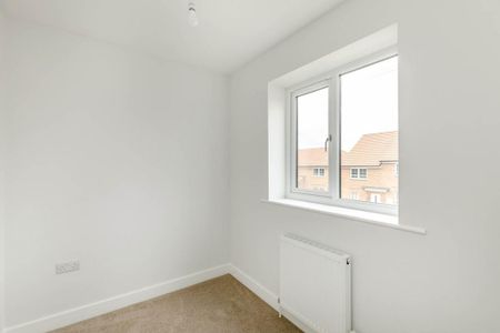 5 bedroom detached house to rent - Photo 3