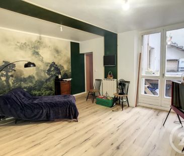 Location Appartement 2 pièces 47m² RIOM 63200 - Photo 2