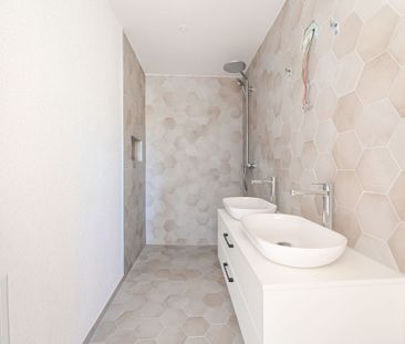 FIRST-TIME OWNERSHIP - LUXURIOUS 3.5-ROOM GARDEN APARTMENT - Photo 4