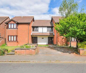 High Trees, Oak Avenue, Ickenham, UB10 - Photo 1
