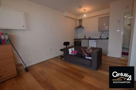 |ref: |, Portswood Road, Southampton, SO17 - Photo 3