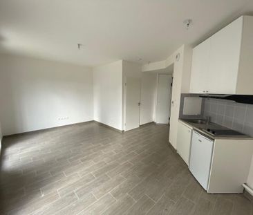 Le Blanc-Mesnil F1 28 m² terrasse/jardin - Photo 3