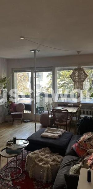 TAUSCHWOHNUNG Sonnige 2-Zimmer Wohnung gegen mind. 3 Zimmer Altbau - Photo 1