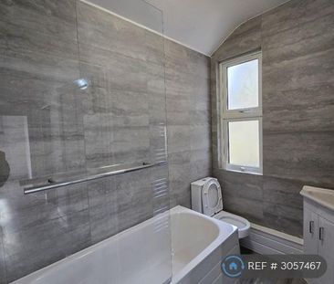 3 bedroom maisonette to rent - Photo 5