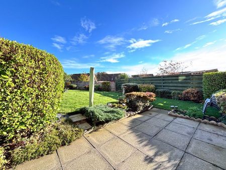 3 bedroom detached house to rent - Photo 3