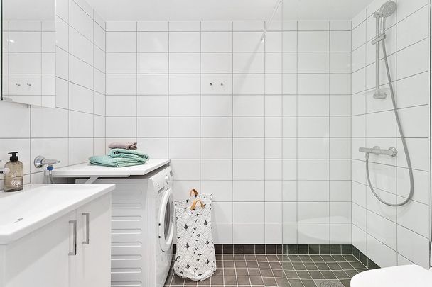 Almbygatan, Spånga - Photo 1