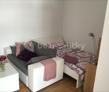 Pronájem bytu 1+kk • 30 m² bez realitkyOstrovského, Praha - Smíchov - Photo 3