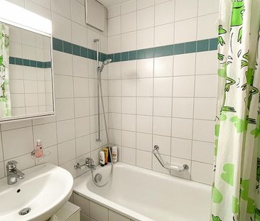 Helle und grosszügige 3.5 Zimmer-Wohnung an ruhiger Lage - Photo 4