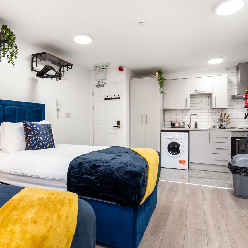 Pershore Road Stirchley - Photo 1