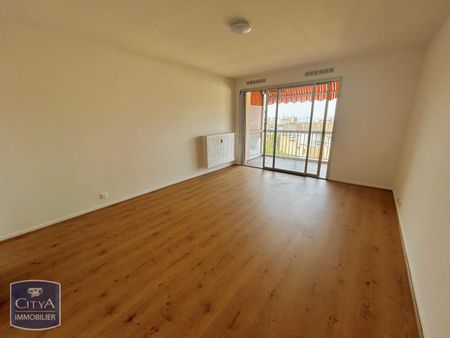 Location Appartement 1 pièce 30m² NICE 06200 - Photo 2