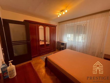 Apartament cu 3 camere de inchiriat la 3 min de Facultatea de Medicina - Fotografie 3