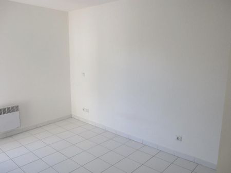 Gares - T2 - 46,60m² - Photo 3