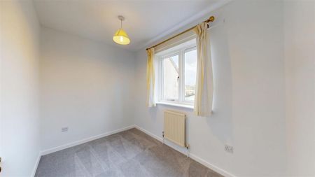 3 bedroom terraced house to rent - Photo 3