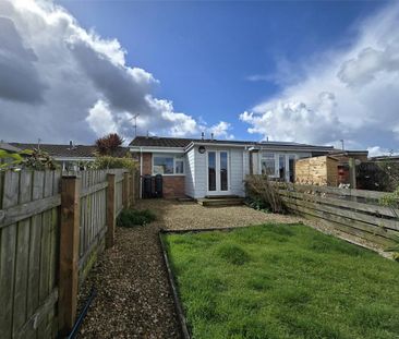 1 bedroom bungalow to rent - Photo 2