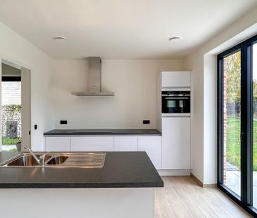 Woning te huur in Sint-Joris-Weert voor € 1.795 met 4 slaapkamers - Photo 6