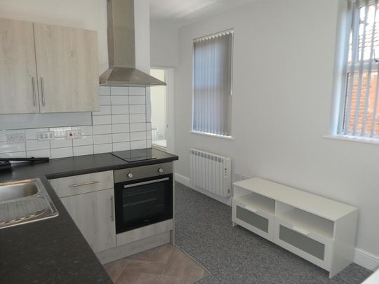 1 bedroom flat to rent - Photo 1