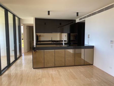 Spectacular Apartment in Gated Estate ! - Photo 3