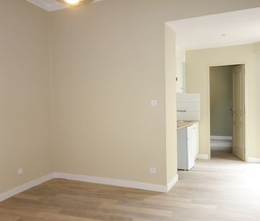Location Appartement 2 pièces 32m² NIMES 30000 - Photo 1
