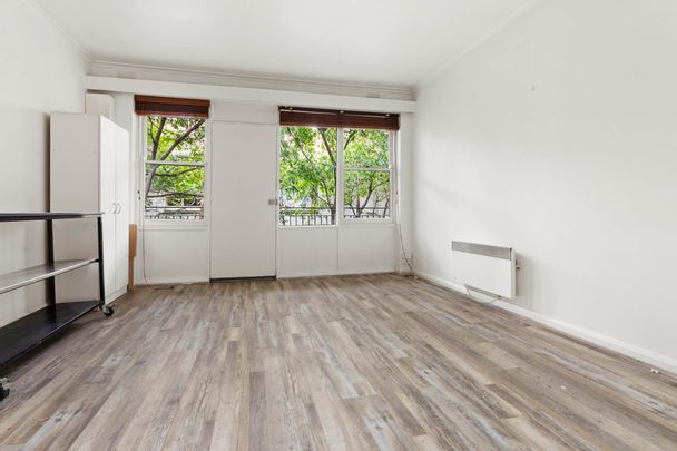 19/40 Waterloo Crescent, St Kilda VIC 3182 - Apartment For Rent | Domain - Photo 1