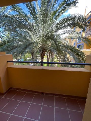 Middle Floor Apartment in San Pedro de Alcántara - Photo 5