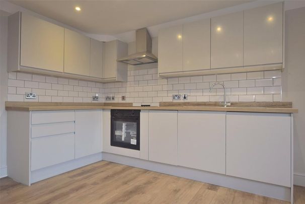 2 bedroom house to rent - Photo 1