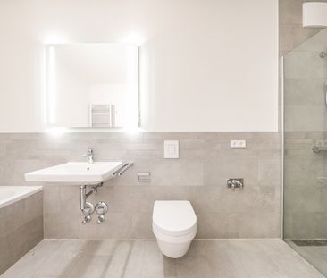 Großzügige, lichtdurchflutete Wohnung mit Stil - moderne Einbauküch... - Foto 1