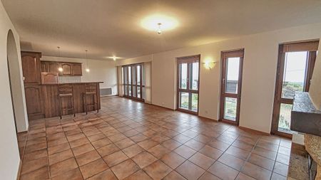 4.5 Zimmer, 100 m², 2. Stock - Photo 5