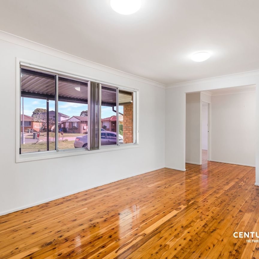 Three Bedroom Brick Family Home - Photo 1