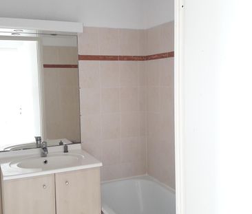 location Appartement T2 DE 44.93m² À CUGNAUX - Photo 6