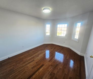 For Lease - 133 Humberland Drive Unit# Upper Level, Richmond Hill, ... - Photo 4