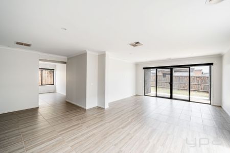 Modern Living Meets Home Sweet Home - Photo 5