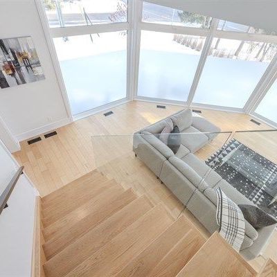 For Lease - 3279 Lakeshore Road, Burlington, Ontario - Photo 1