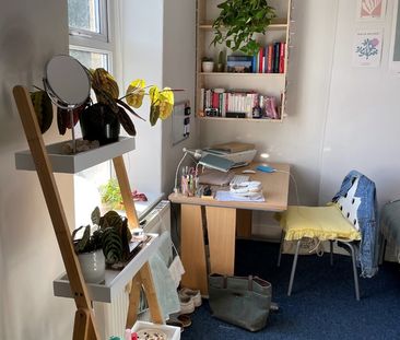 6 Bed Terraced House, Roebuck Road, S6 - Photo 2