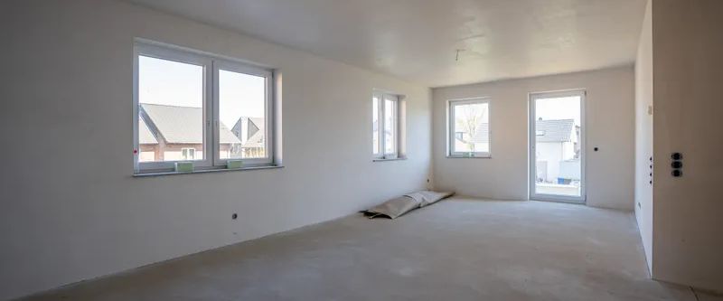 Eine Neubauwohnung mit einem sehr großen Garten und einer tollen Terasse - Foto 1