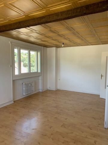 Appartement Le Chambon-Feugerolles - Photo 2