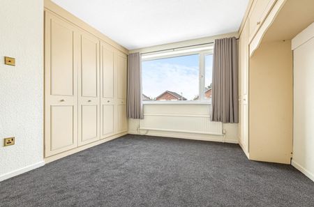 4 bedroom House To Let - Photo 4