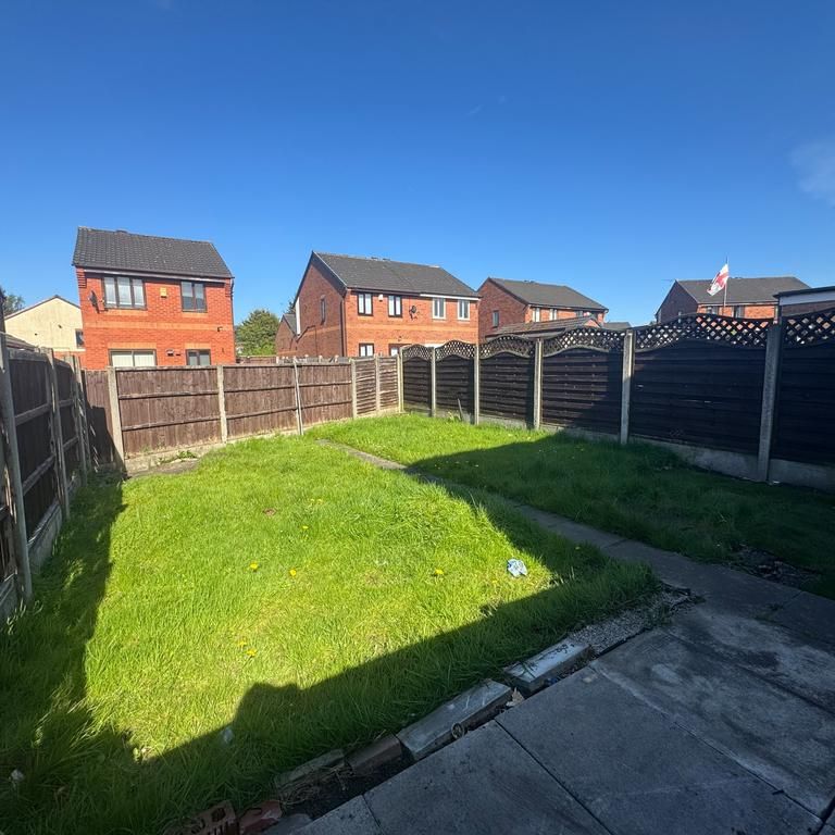 2 bedroom semi-detached house to rent - Photo 1