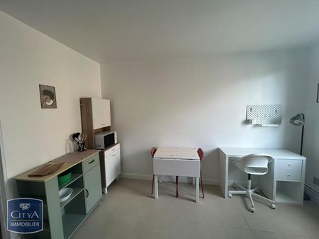 Location Appartement 1 pièce 17m² AUBIERE 63170 - Photo 3
