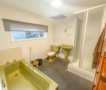 1 bedroom in a house share to rent - Photo 6