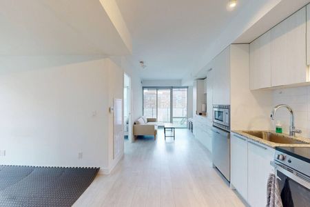 Maitland Terrace - Photo 2