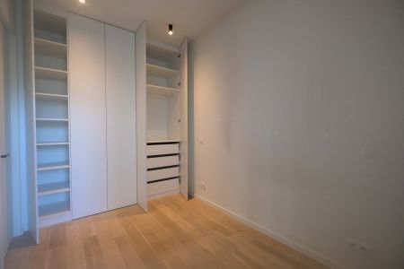 Prachtig hoekappartement met riante terrasruimte - Photo 4