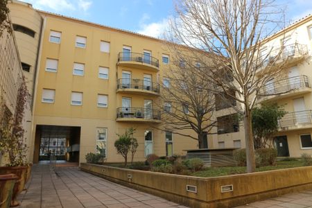 Appartement 23 m² - 1 pièce - Nîmes (30900) - Photo 3